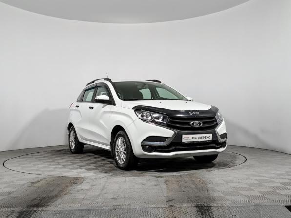 Lada (ВАЗ) XRAY I с пробегом 2017 года, цена 699 000 рублей, 98208 км, хэтчбек, Автокод Объявления