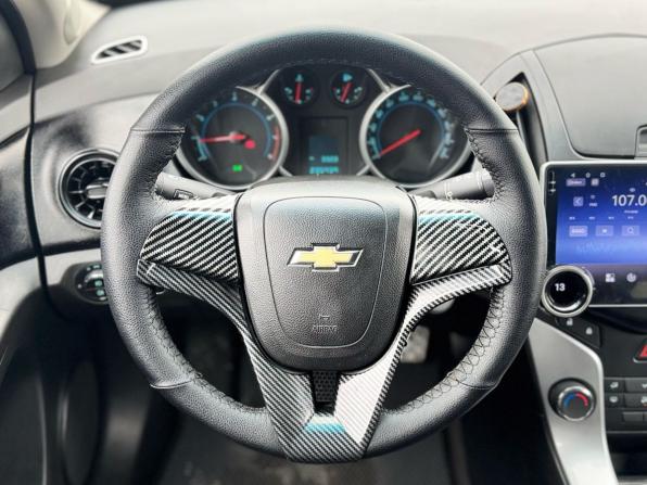 Chevrolet Cruze I Рестайлинг с пробегом 2013 года, цена 699 000 рублей, 235940 км, хэтчбек, Автокод Объявления