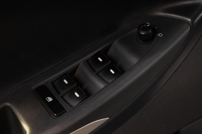 Geely Emgrand X7 I с пробегом 2015 года, цена 599 000 рублей, 178942 км, внедорожник, Автокод Объявления