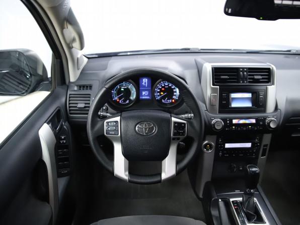 Toyota Land Cruiser Prado 150 Series с пробегом 2012 года, цена 2 690 000 рублей, 283562 км, внедорожник, Автокод Объявления