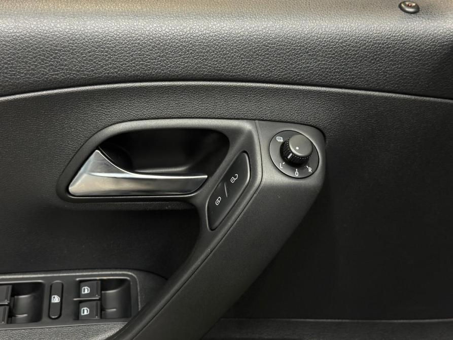 Volkswagen Polo V Рестайлинг Санкт-Петербург  - изображение 15