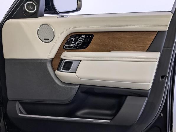 Land Rover Range Rover IV Рестайлинг с пробегом 2019 года, цена 7 500 000 рублей, 118467 км, внедорожник, Автокод Объявления