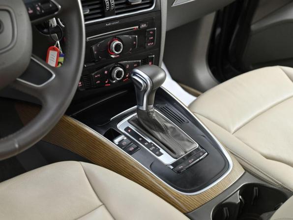 Audi Q5 I (8R) Рестайлинг с пробегом 2014 года, цена 1 289 000 рублей, 121487 км, внедорожник, Автокод Объявления