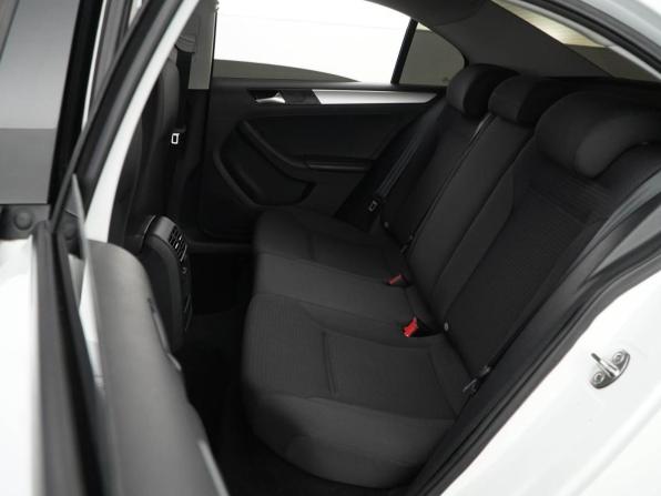 Volkswagen Jetta VI Рестайлинг с пробегом 2017 года, цена 1 347 055 рублей, 106304 км, седан, Автокод Объявления