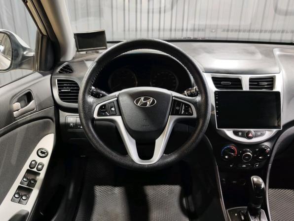 Hyundai Solaris I Рестайлинг с пробегом 2014 года, цена 889 900 рублей, 143586 км, седан, Автокод Объявления