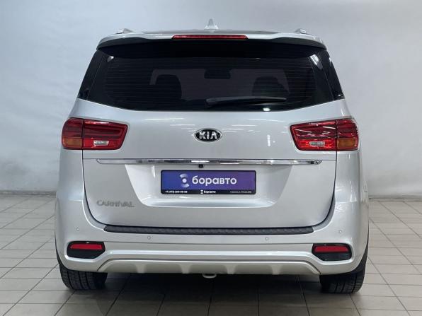 Kia Carnival III с пробегом 2018 года, цена 2 399 000 рублей, 132910 км, минивэн, Автокод Объявления