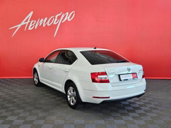 Skoda Octavia III (A7) Рестайлинг с пробегом 2020 года, цена 1 595 000 рублей, 170936 км, лифтбек, Автокод Объявления