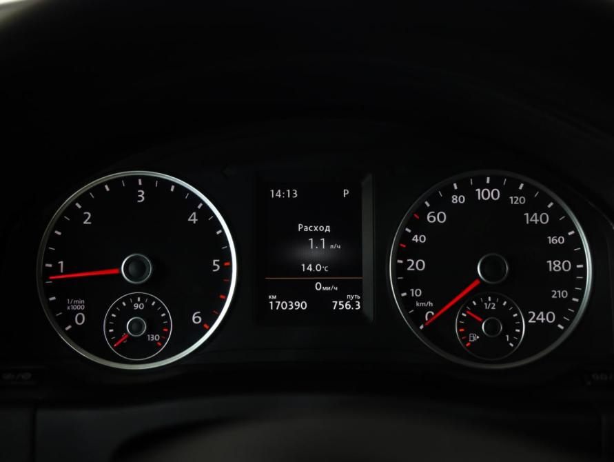 Volkswagen Tiguan I Рестайлинг Санкт-Петербург  - изображение 13