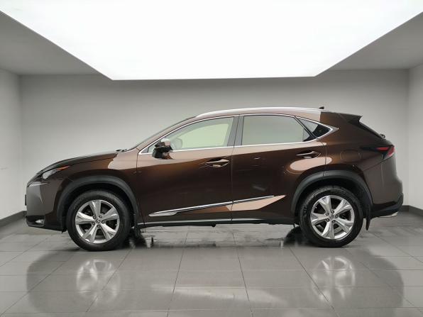 Lexus NX I с пробегом 2016 года, цена 2 894 000 рублей, 180379 км, внедорожник, Автокод Объявления