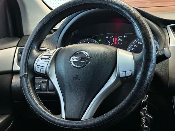 Nissan Tiida II с пробегом 2015 года, цена 1 099 900 рублей, 174445 км, хэтчбек, Автокод Объявления