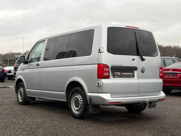 Volkswagen Caravelle T6 с пробегом 2015 года, цена 2 995 000 рублей, 132336 км, минивэн, Автокод Объявления