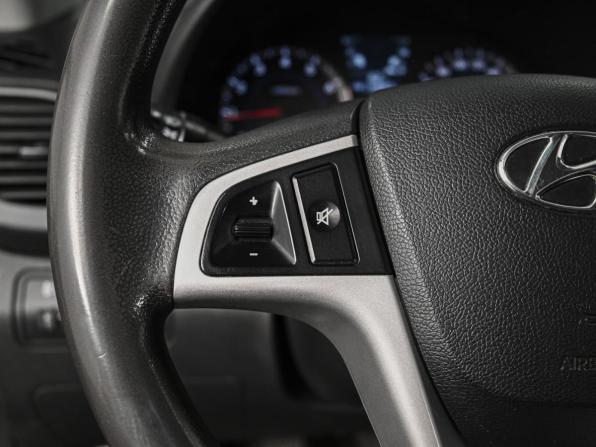 Hyundai Solaris I с пробегом 2013 года, цена 884 350 рублей, 173952 км, седан, Автокод Объявления