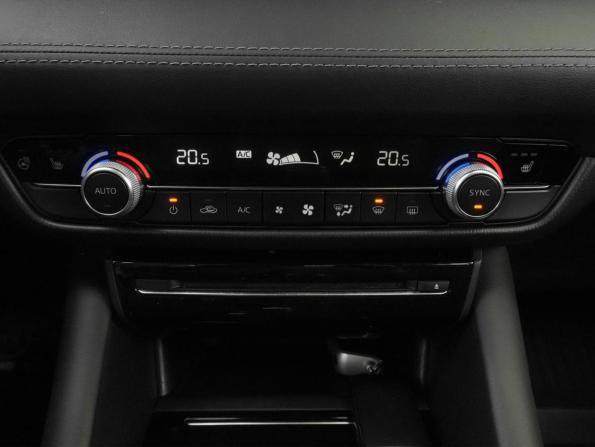 Mazda 6 III (GJ) Рестайлинг 2 с пробегом 2021 года, цена 2 219 000 рублей, 86512 км, седан, Автокод Объявления