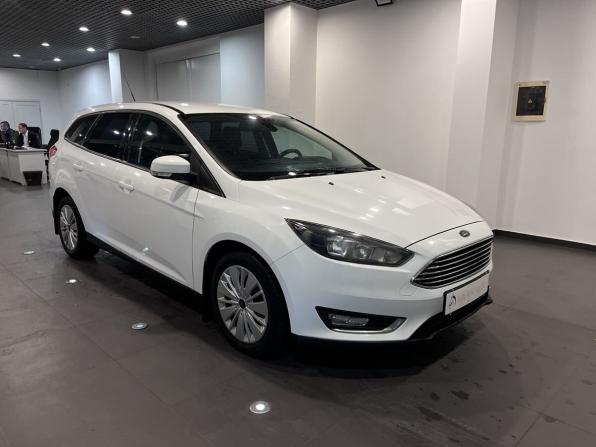 Ford Focus III Рестайлинг с пробегом 2016 года, цена 935 000 рублей, 179731 км, универсал, Автокод Объявления