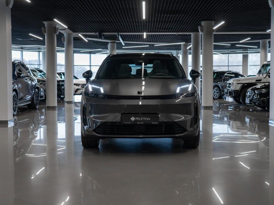 Lynk &amp; Co 08 I Москва  - изображение 3