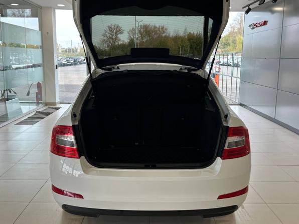 Skoda Octavia III (A7) с пробегом 2016 года, цена 1 335 000 рублей, 176631 км, лифтбек, Автокод Объявления