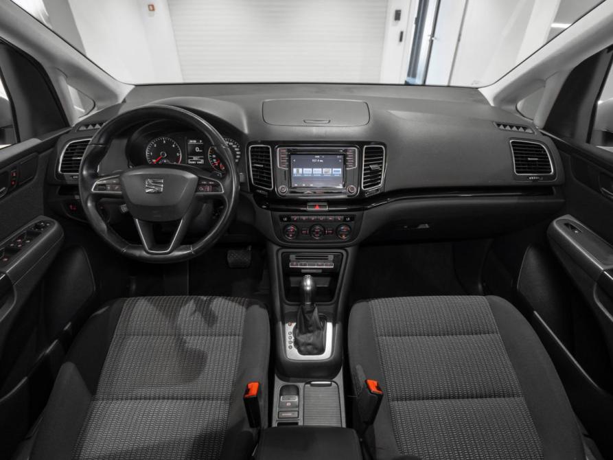 SEAT Alhambra II Рестайлинг Москва  - изображение 8