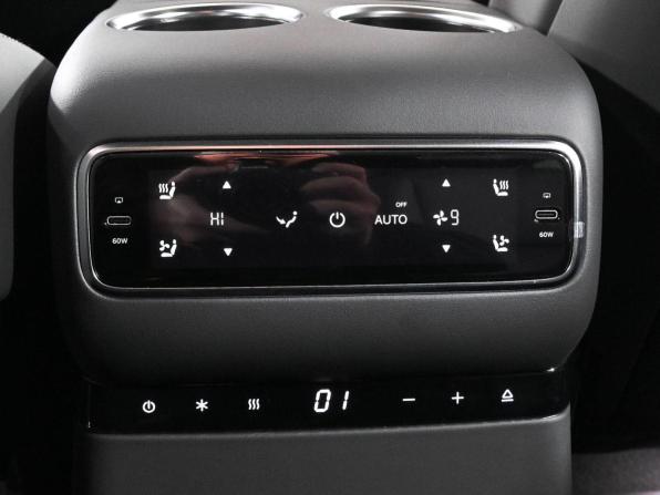 Li Auto (Lixiang) L9 I Рестайлинг с пробегом 2024 года, цена 9 189 000 рублей, 45 км, внедорожник, Автокод Объявления