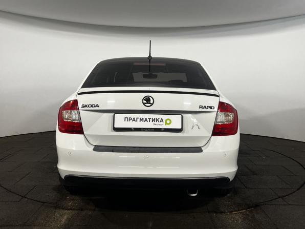 Skoda Rapid I с пробегом 2016 года, цена 930 000 рублей, 100030 км, лифтбек, Автокод Объявления