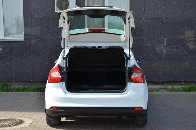 Ford Focus III с пробегом 2013 года, цена 849 900 рублей, 106388 км, хэтчбек, Автокод Объявления