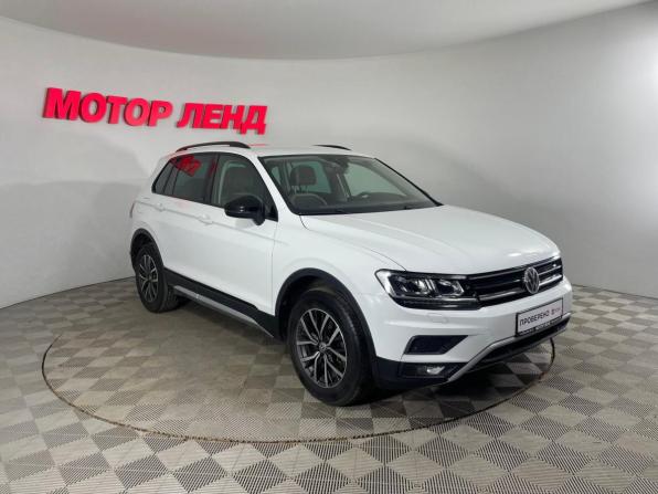 Volkswagen Tiguan II с пробегом 2019 года, цена 2 032 000 рублей, 201288 км, внедорожник, Автокод Объявления