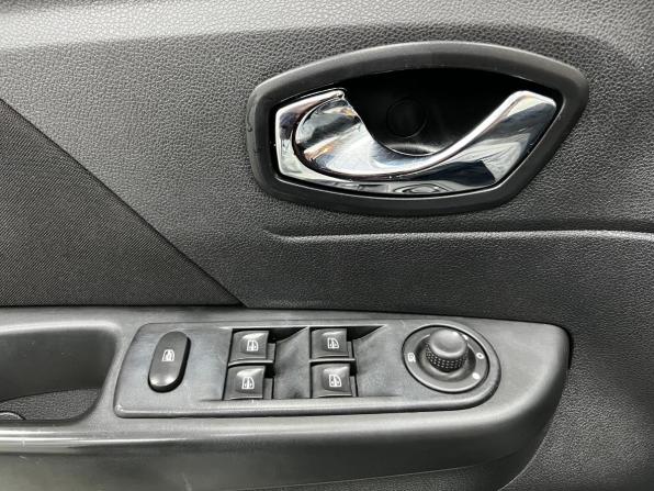 Renault Kaptur I с пробегом 2018 года, цена 1 280 000 рублей, 172066 км, внедорожник, Автокод Объявления