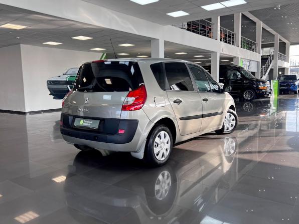 Renault Scenic II Рестайлинг с пробегом 2007 года, цена 590 000 рублей, 124293 км, компактвэн, Автокод Объявления