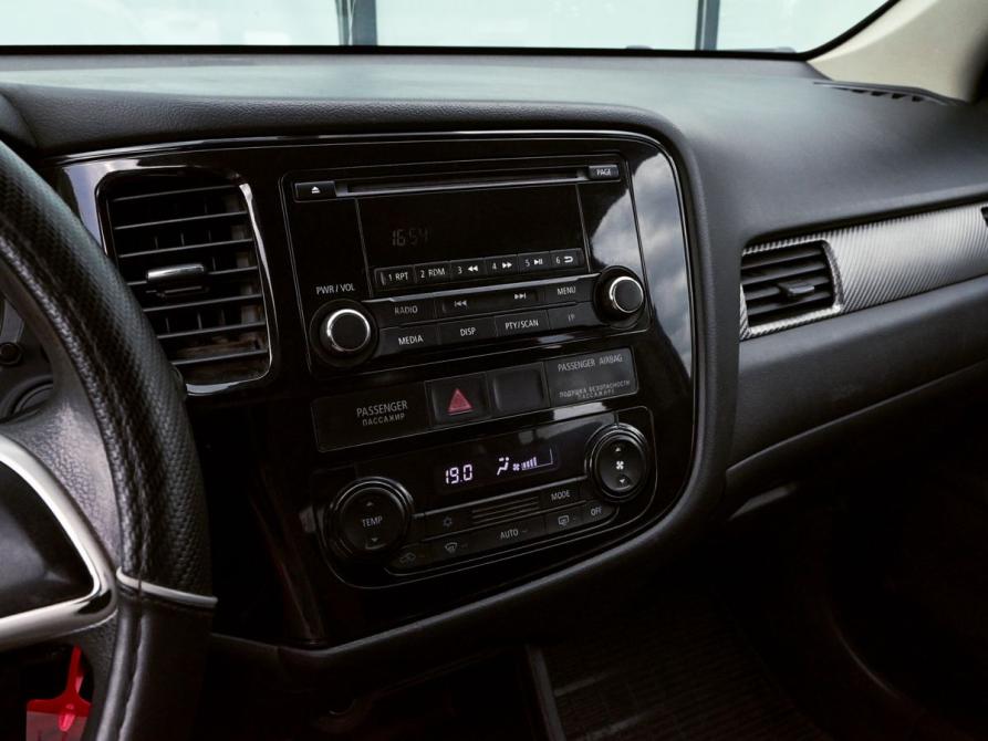 Mitsubishi Outlander III Екатеринбург  - изображение 12