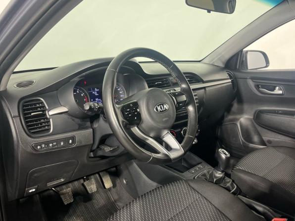 Kia Rio IV с пробегом 2018 года, цена 1 400 000 рублей, 73855 км, хэтчбек, Автокод Объявления