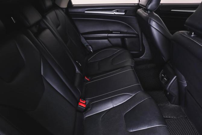 Ford Fusion (North America) II Рестайлинг с пробегом 2018 года, цена 1 849 000 рублей, 130000 км, седан, Автокод Объявления