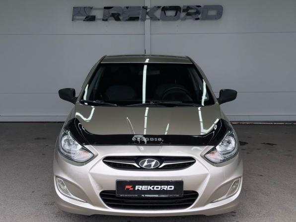 Hyundai Solaris I с пробегом 2011 года, цена 799 000 рублей, 155000 км, седан, Автокод Объявления