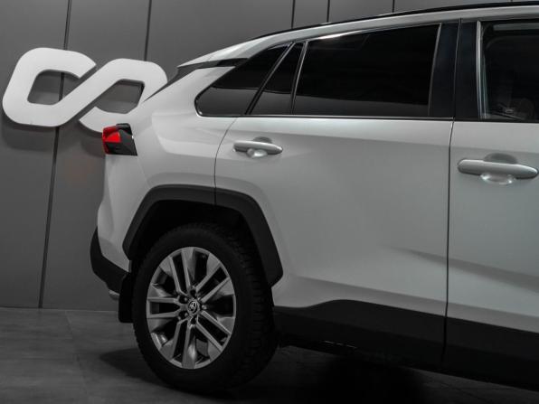 Toyota RAV4 V (XA50) с пробегом 2021 года, цена 3 399 000 рублей, 102121 км, внедорожник, Автокод Объявления