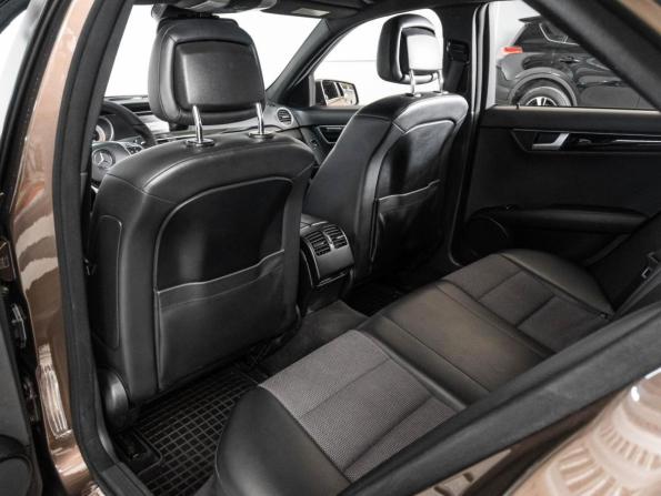 Mercedes-Benz C-Класс III (W204) Рестайлинг с пробегом 2012 года, цена 1 320 000 рублей, 272999 км, седан, Автокод Объявления