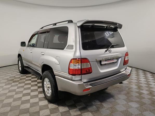 Toyota Land Cruiser 100 Series Рестайлинг 2 с пробегом 2007 года, цена 2 529 000 рублей, 240420 км, внедорожник, Автокод Объявления