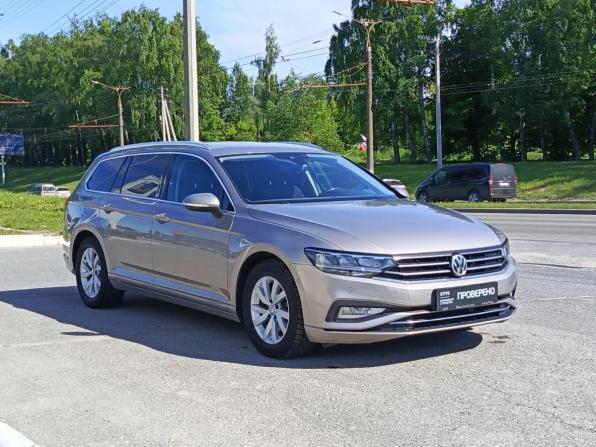 Volkswagen Passat B8 Рестайлинг с пробегом 2019 года, цена 2 050 000 рублей, 78701 км, универсал, Автокод Объявления