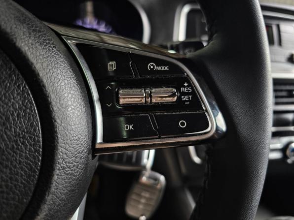 Kia Optima IV Рестайлинг с пробегом 2018 года, цена 1 100 000 рублей, 196000 км, седан, Автокод Объявления