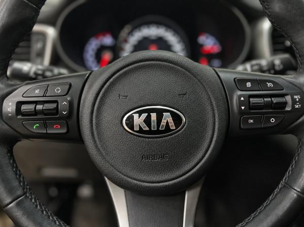 Kia Sorento III Prime Рестайлинг с пробегом 2017 года, цена 2 375 000 рублей, 156026 км, внедорожник, Автокод Объявления