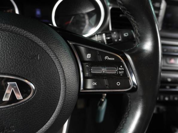Kia Ceed III с пробегом 2018 года, цена 1 599 000 рублей, 119748 км, хэтчбек, Автокод Объявления