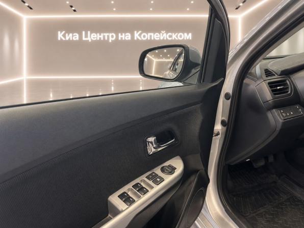 Kia Rio III с пробегом 2014 года, цена 999 000 рублей, 128400 км, хэтчбек, Автокод Объявления