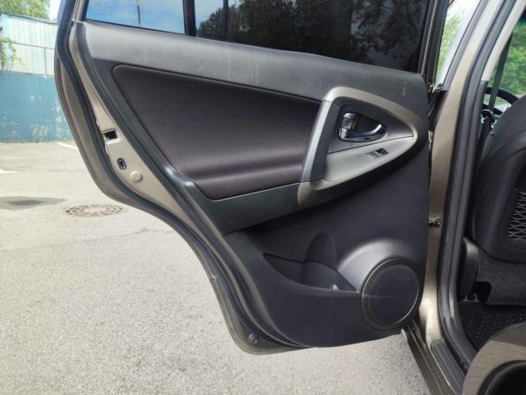 Toyota RAV4 III (XA30) Рестайлинг с пробегом 2010 года, цена 1 275 000 рублей, 166034 км, внедорожник, Автокод Объявления