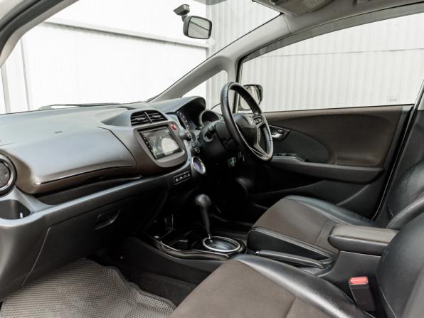 Honda Fit Shuttle I Рестайлинг с пробегом 2013 года, цена 980 000 рублей, 124053 км, универсал, Автокод Объявления