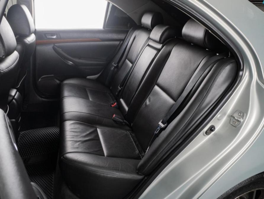 Toyota Avensis II Рестайлинг Тюмень  - изображение 9