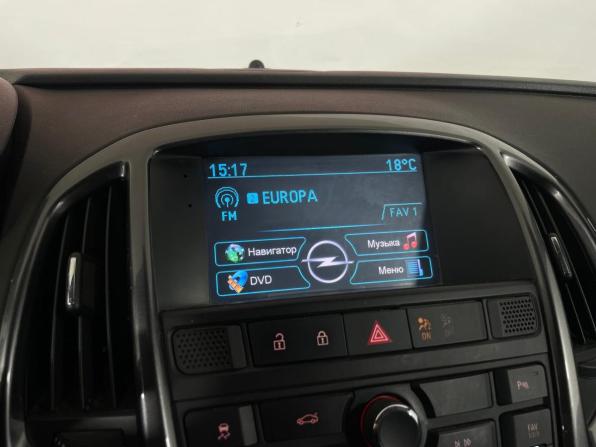 Opel Astra J Рестайлинг с пробегом 2012 года, цена 899 000 рублей, 132075 км, седан, Автокод Объявления