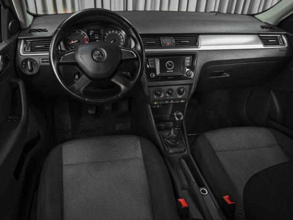 Skoda Rapid I с пробегом 2017 года, цена 1 189 000 рублей, 87650 км, лифтбек, Автокод Объявления
