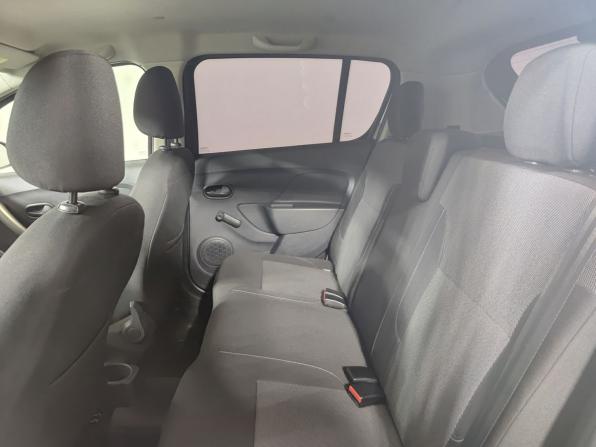 Renault Sandero II Рестайлинг с пробегом 2019 года, цена 1 240 000 рублей, 88865 км, хэтчбек, Автокод Объявления