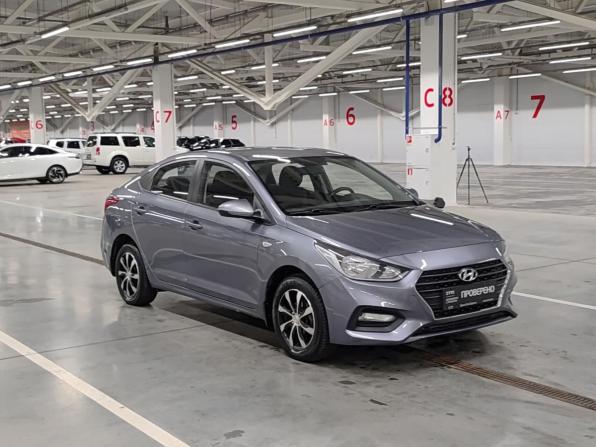 Hyundai Solaris II с пробегом 2017 года, цена 1 370 000 рублей, 95875 км, седан, Автокод Объявления