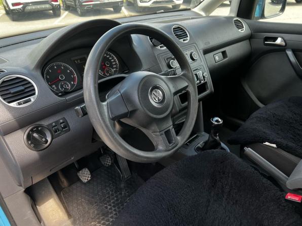 Volkswagen Caddy III Рестайлинг с пробегом 2011 года, цена 899 999 рублей, 234775 км, компактвэн, Автокод Объявления