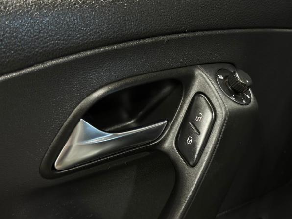 Volkswagen Polo V Рестайлинг с пробегом 2019 года, цена 1 130 000 рублей, 143736 км, седан, Автокод Объявления