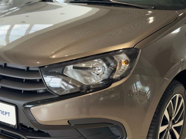 Lada (ВАЗ) Granta I Рестайлинг с пробегом 2024 года, цена 895 000 рублей, 30358 км, седан, Автокод Объявления