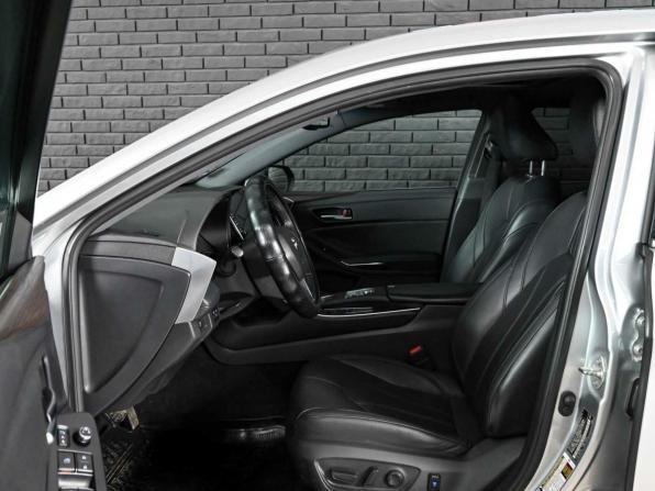 Toyota Avalon V с пробегом 2018 года, цена 2 940 000 рублей, 129524 км, седан, Автокод Объявления